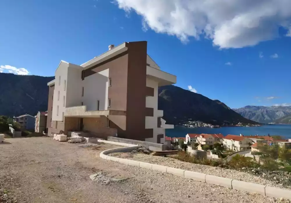 Квартира 32м² в Черногории, Доброта. Стоимостью 72000€ аренда фото-1