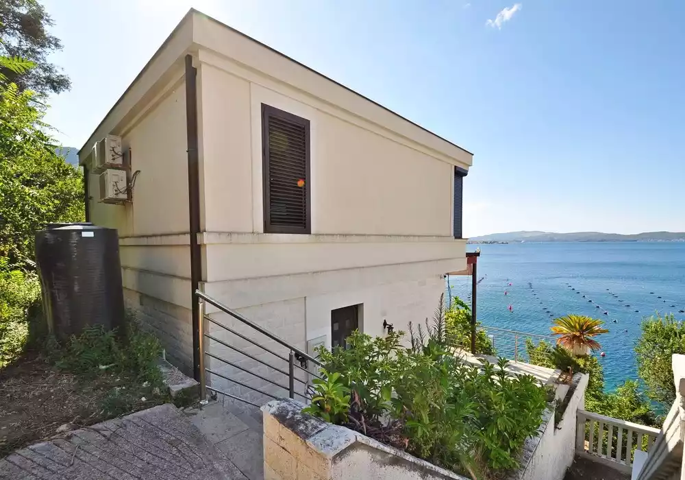 Вилла 375м² в Черногории, Доброта. Стоимостью 290000€ аренда фото-41