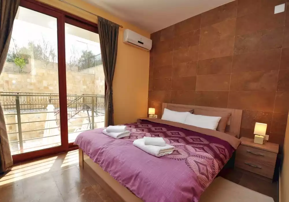 Отель, гостиница 400м² в Черногории, Муо. Стоимостью 2200000€ аренда фото-13