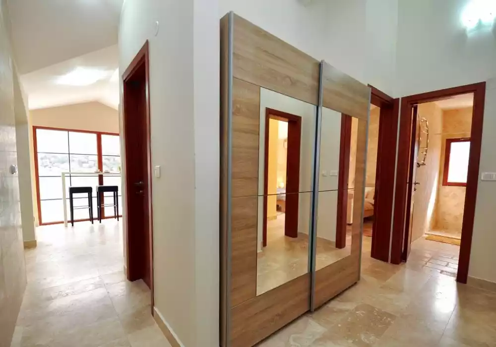 Отель, гостиница 400м² в Черногории, Муо. Стоимостью 2200000€ аренда фото-17