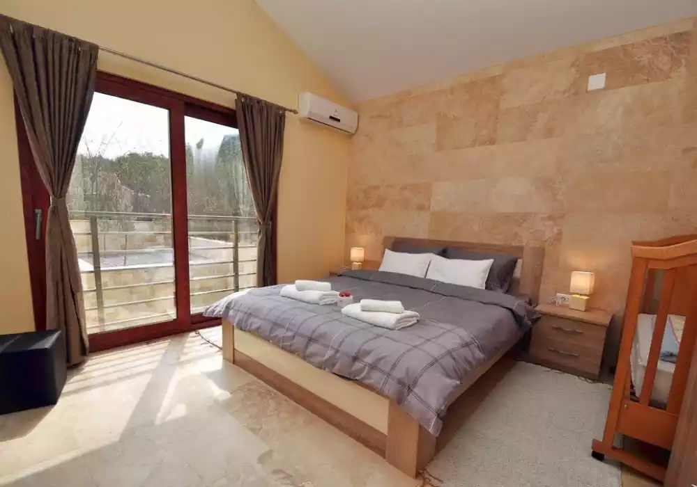 Отель, гостиница 400м² в Черногории, Муо. Стоимостью 2200000€ аренда фото-18