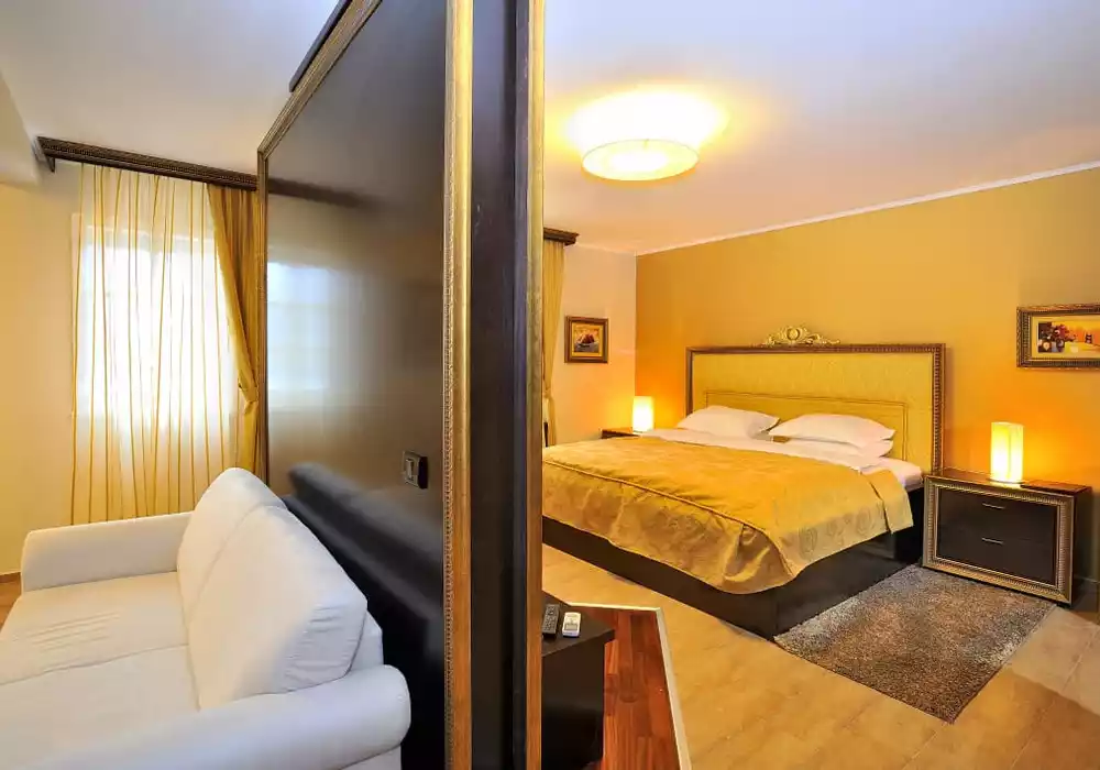 Отель, гостиница 969м² в Черногории, Котор. Стоимостью 3900000€ аренда фото-15