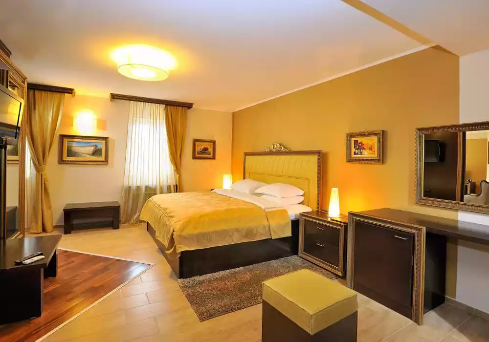 Отель, гостиница 969м² в Черногории, Котор. Стоимостью 3900000€ аренда фото-16
