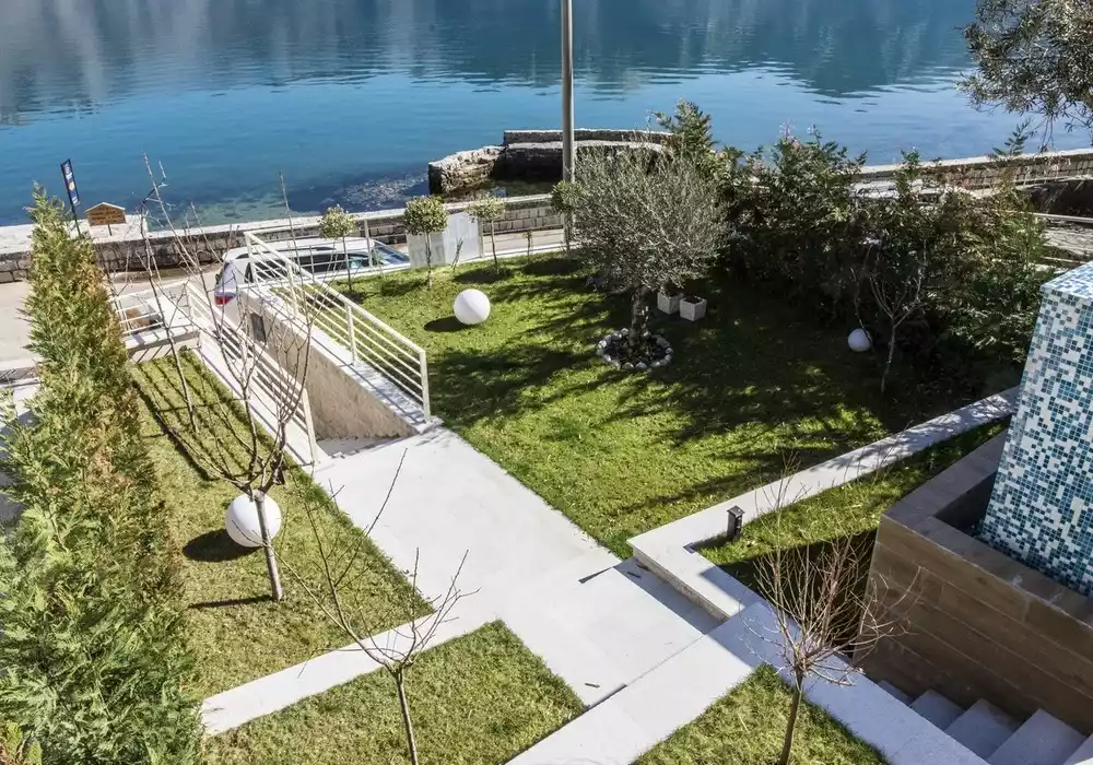 Вилла 275м² в Черногории, Тиват. Стоимостью 1650000€ аренда фото-14