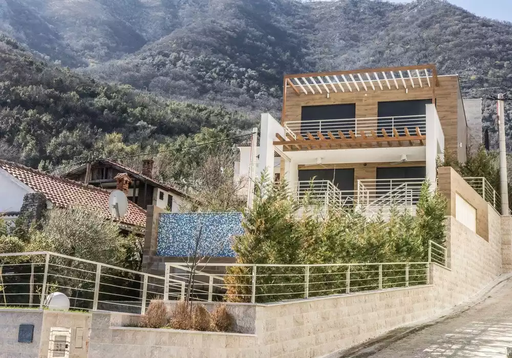 Вилла 275м² в Черногории, Тиват. Стоимостью 1650000€ аренда фото-16