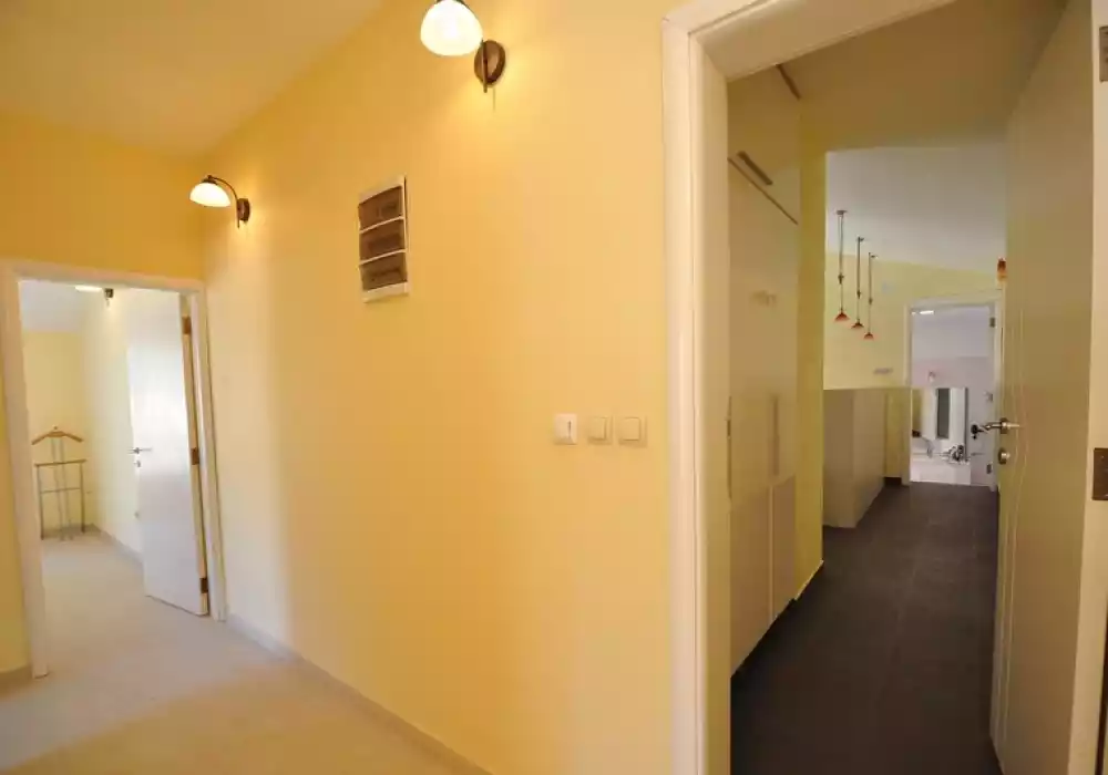 Вилла 751м² в Черногории, Тиват. Стоимостью 1050000€ аренда фото-10