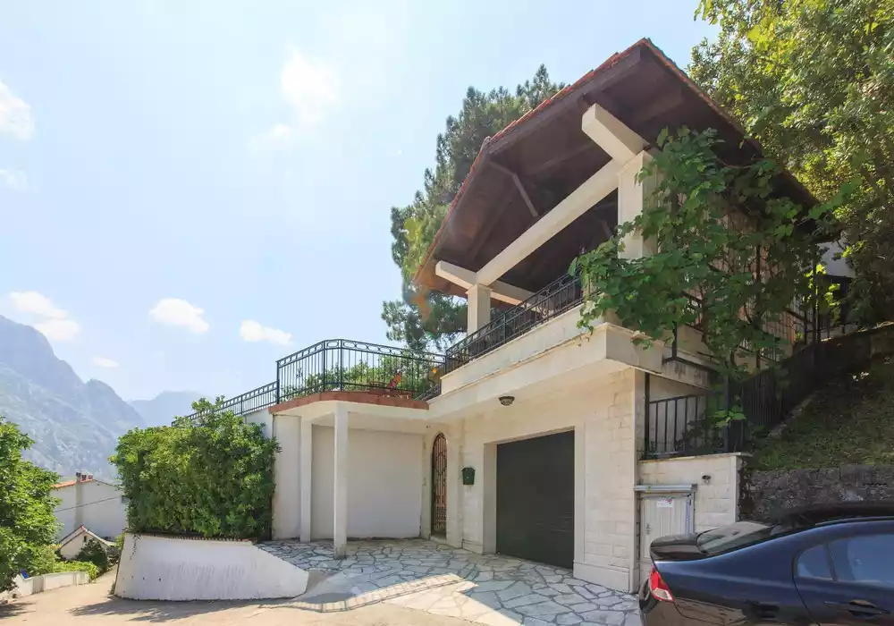 Вилла 200м² в Черногории, Прчань. Стоимостью 450000€ аренда фото-15