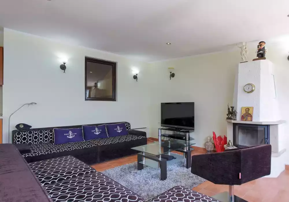 Вилла 200м² в Черногории, Прчань. Стоимостью 450000€ аренда фото-3