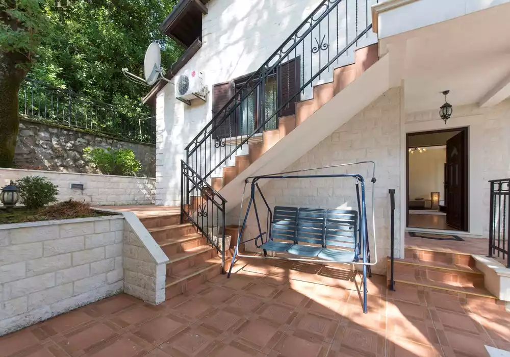 Вилла 200м² в Черногории, Прчань. Стоимостью 450000€ аренда фото-23