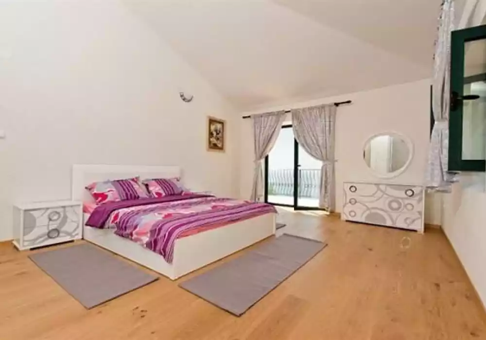 Вилла 350м² в Черногории, Будва. Стоимостью 700000€ аренда фото-5