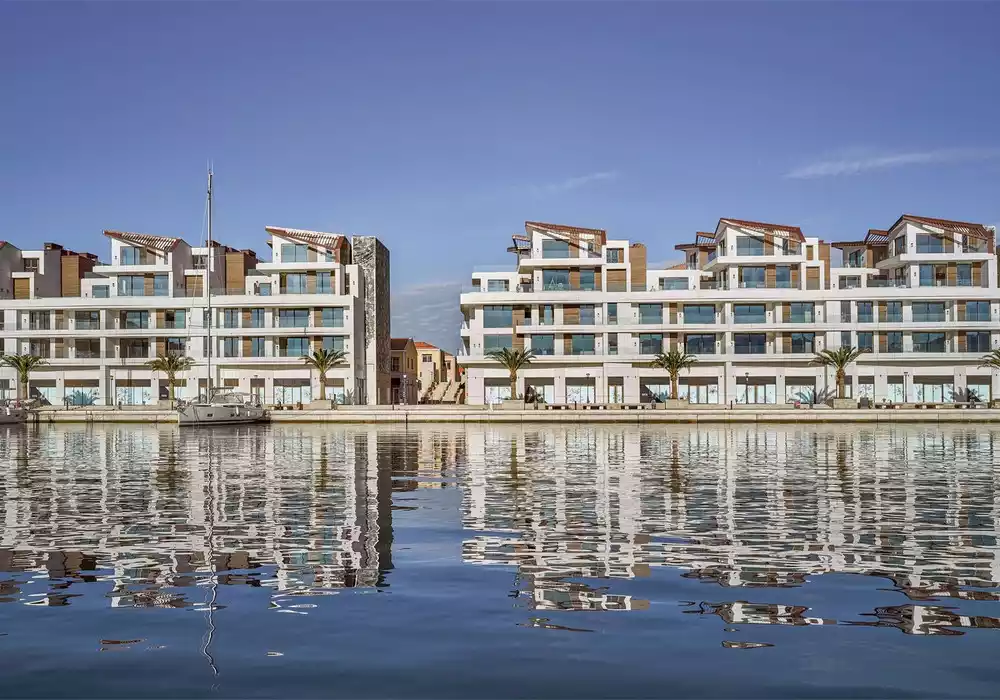 Квартира 258м² в Черногории, Херцег-Нови. Стоимостью 2825000€ аренда фото-2