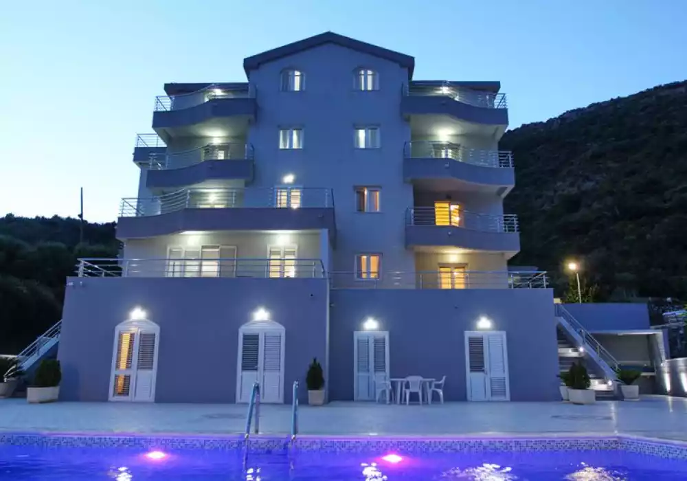Отель, гостиница 450м² в Черногории, Бечичи. Стоимостью 1600000€ аренда фото-32