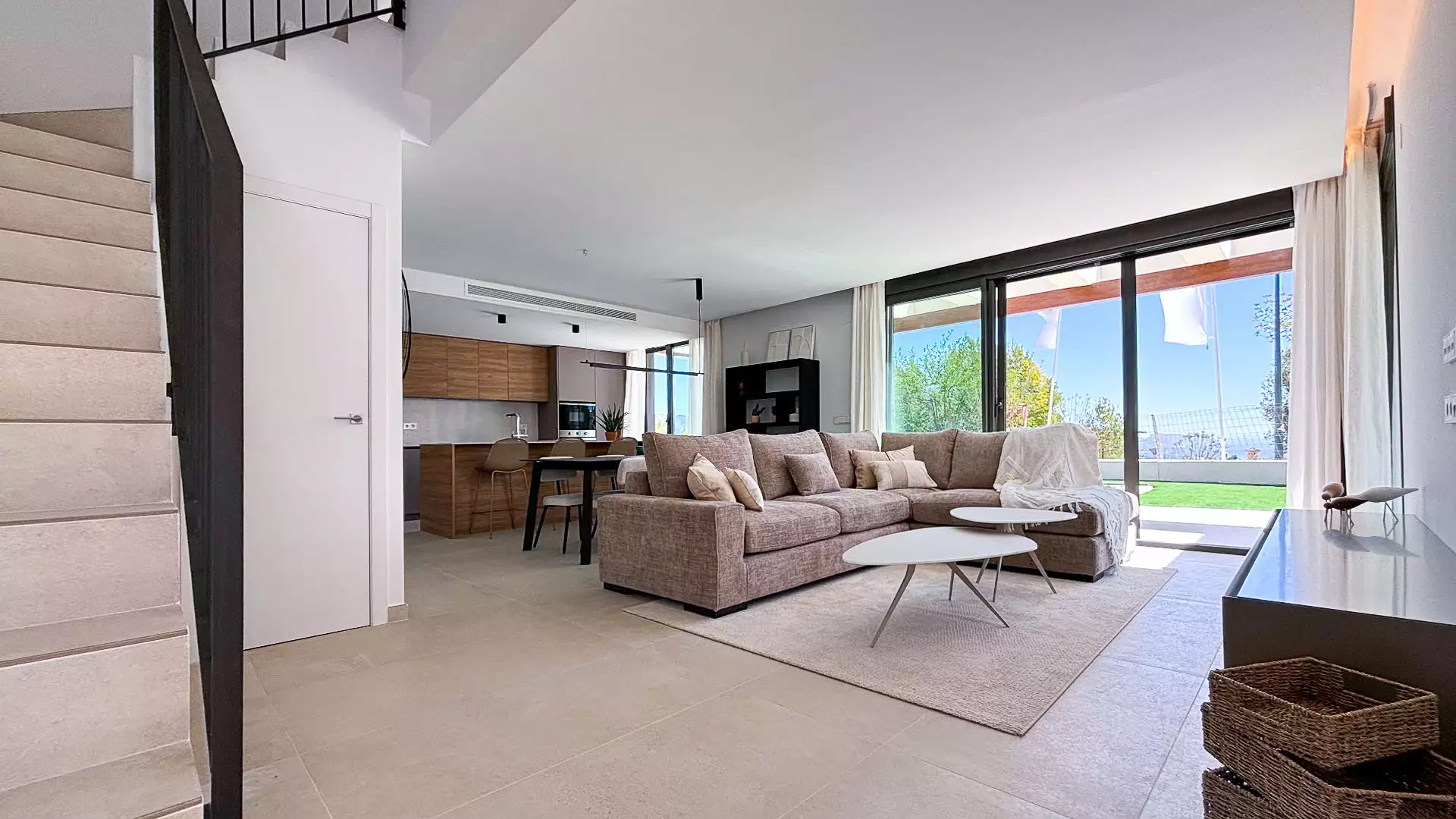 Вилла 113м² в Испании, Полоп. Стоимостью 495000€ аренда фото-1