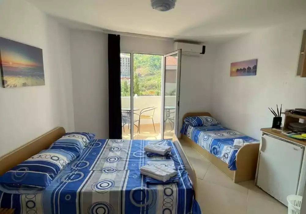 Отель, гостиница 200м² в Черногории, Бечичи. Стоимостью 210000€ аренда фото-7