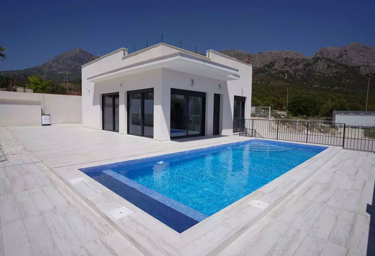 Вилла 100м² в Испании, Полоп. Стоимостью 460000€ аренда фото-1
