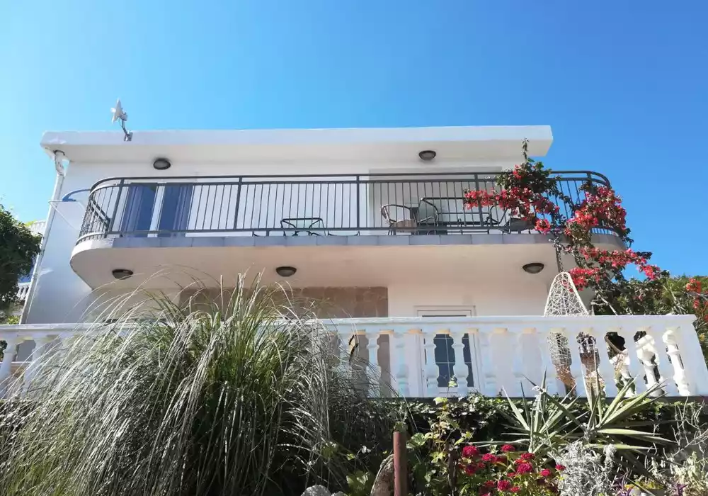 Отель, гостиница 150м² в Черногории, Тиват. Стоимостью 368000€ аренда фото-15