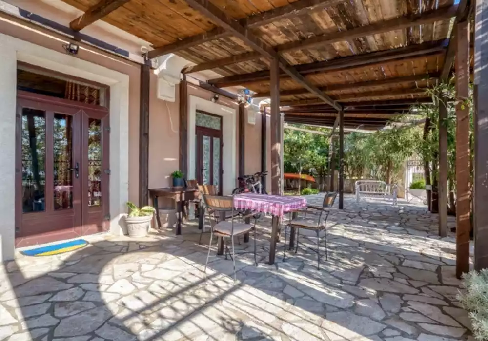 Отель, гостиница 400м² в Черногории, Тиват. Стоимостью 1300000€ аренда фото-5
