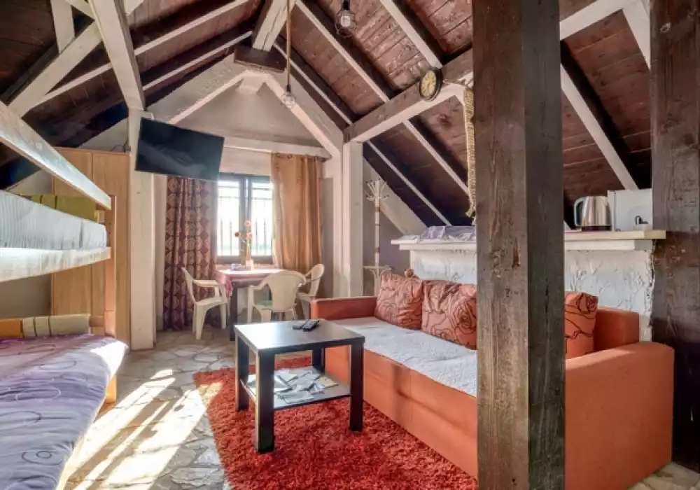 Отель, гостиница 400м² в Черногории, Тиват. Стоимостью 1300000€ аренда фото-6