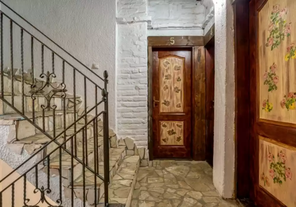 Отель, гостиница 400м² в Черногории, Тиват. Стоимостью 1300000€ аренда фото-10