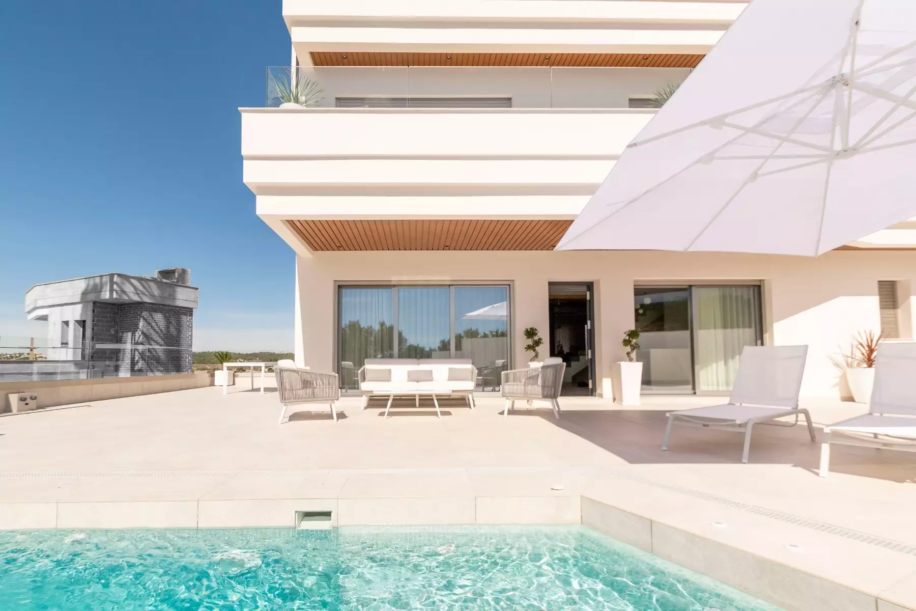 Вилла 336м² в Испании, Деэса-де-Кампоамор. Стоимостью 1430000€ аренда фото-2