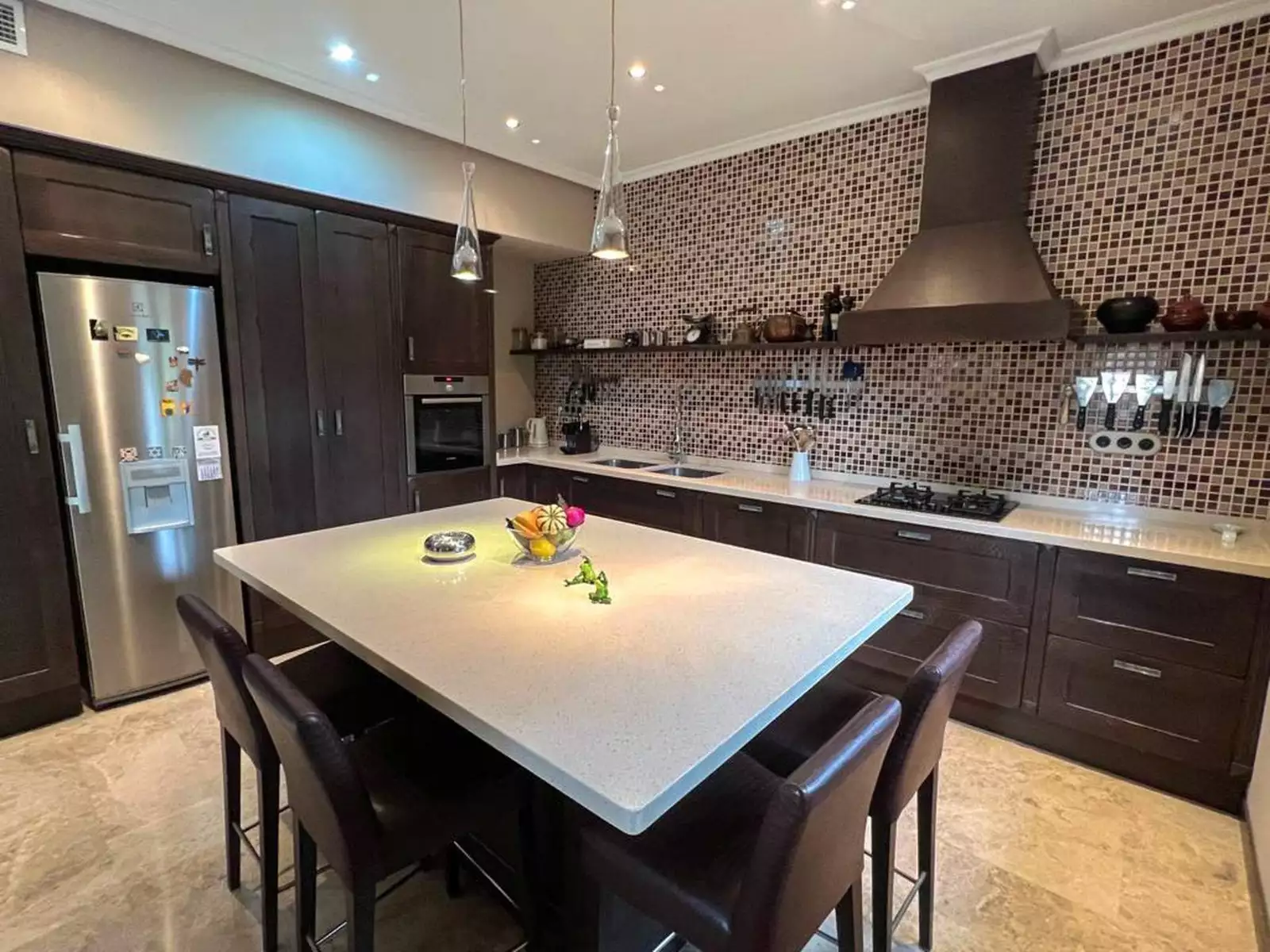 Вилла 434м² в Испании, Сьюдад-Кесада. Стоимостью 950000€ аренда фото-7