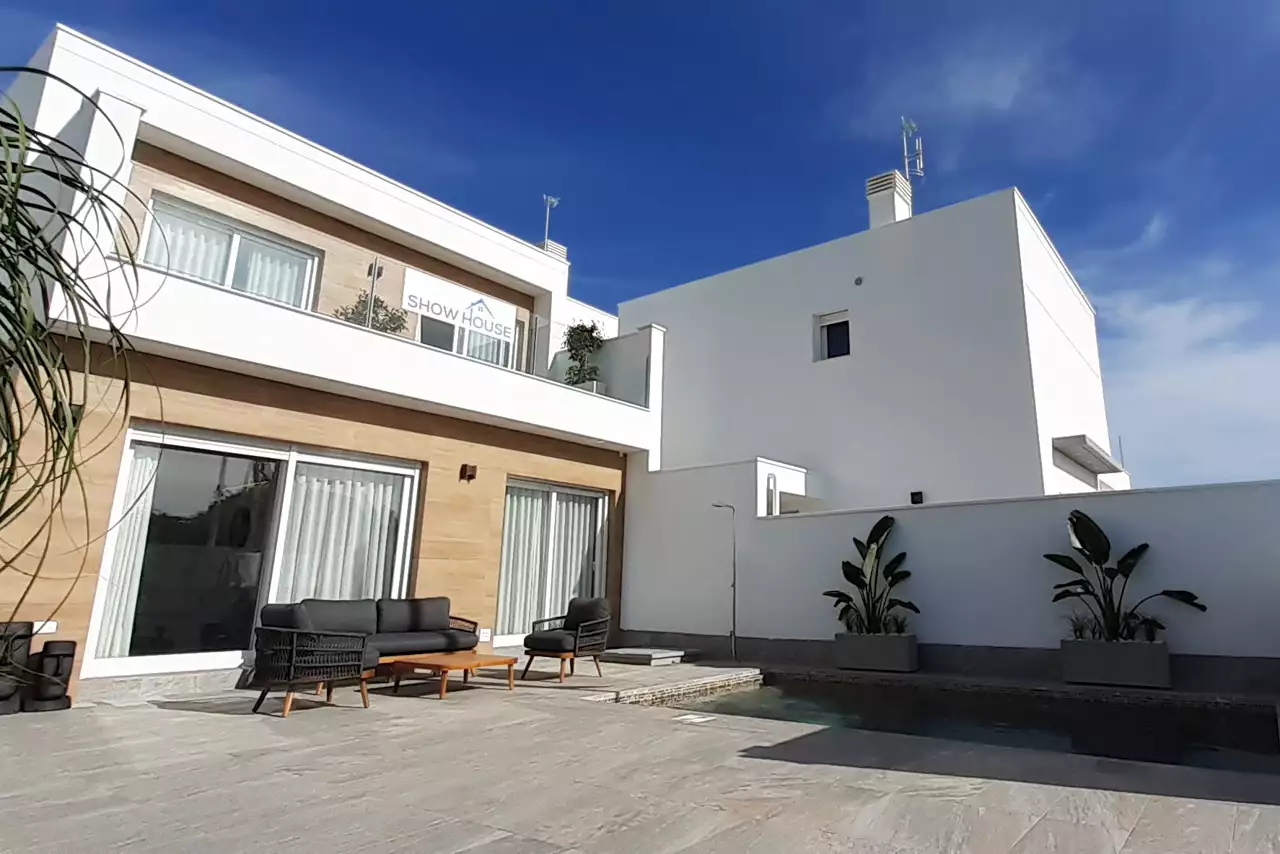 Вилла 111м² в Испании, Сан-Педро-дель-Пинатар. Стоимостью 339000€ аренда фото-2