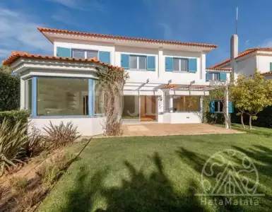 Арендовать дом в Португалии 7500€