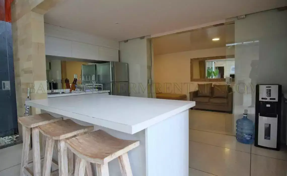 Вилла 210м² в Индонезии, Кангу-Север. Стоимостью 2067$ аренда фото-15