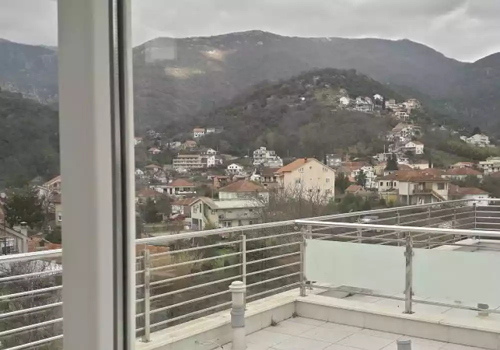 Квартира 110м² в Черногории, Херцег-Нови. Стоимостью 181500€ аренда фото-4
