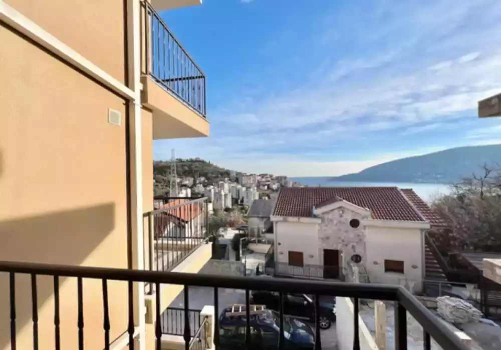 Квартира 80м² в Черногории, Херцег-Нови. Стоимостью 210000€ аренда фото-1
