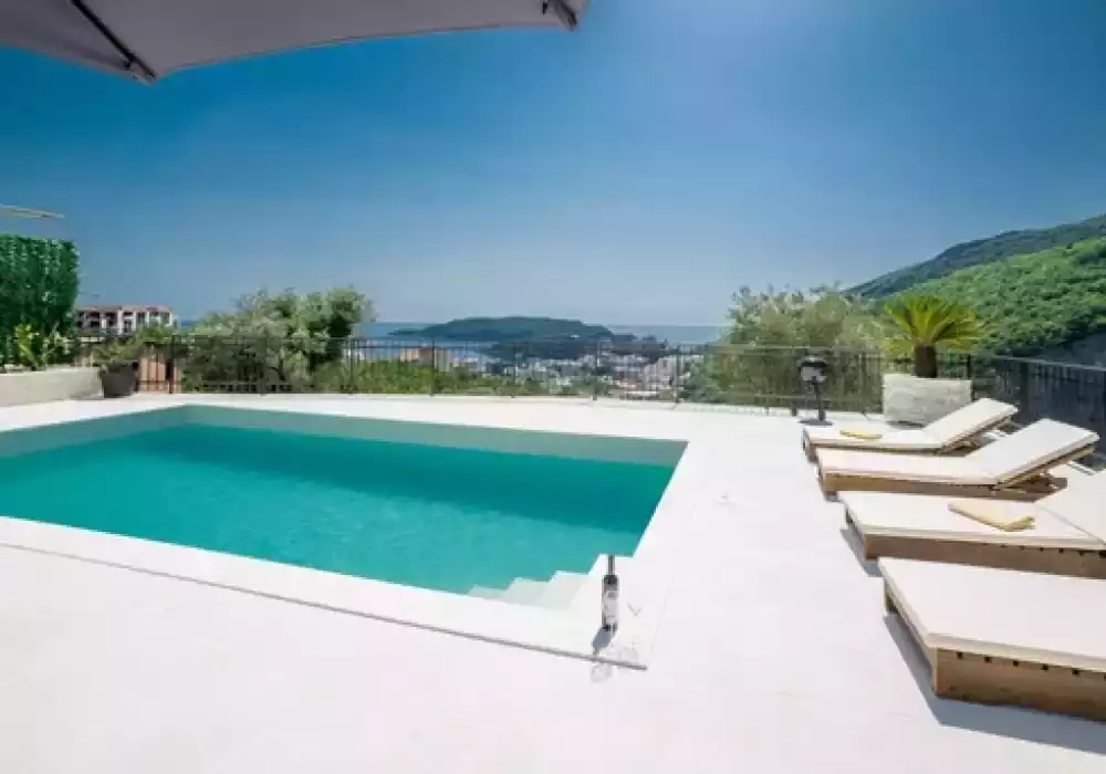 Вилла 160м² в Черногории, Бечичи. Стоимостью 550000€ аренда фото-1