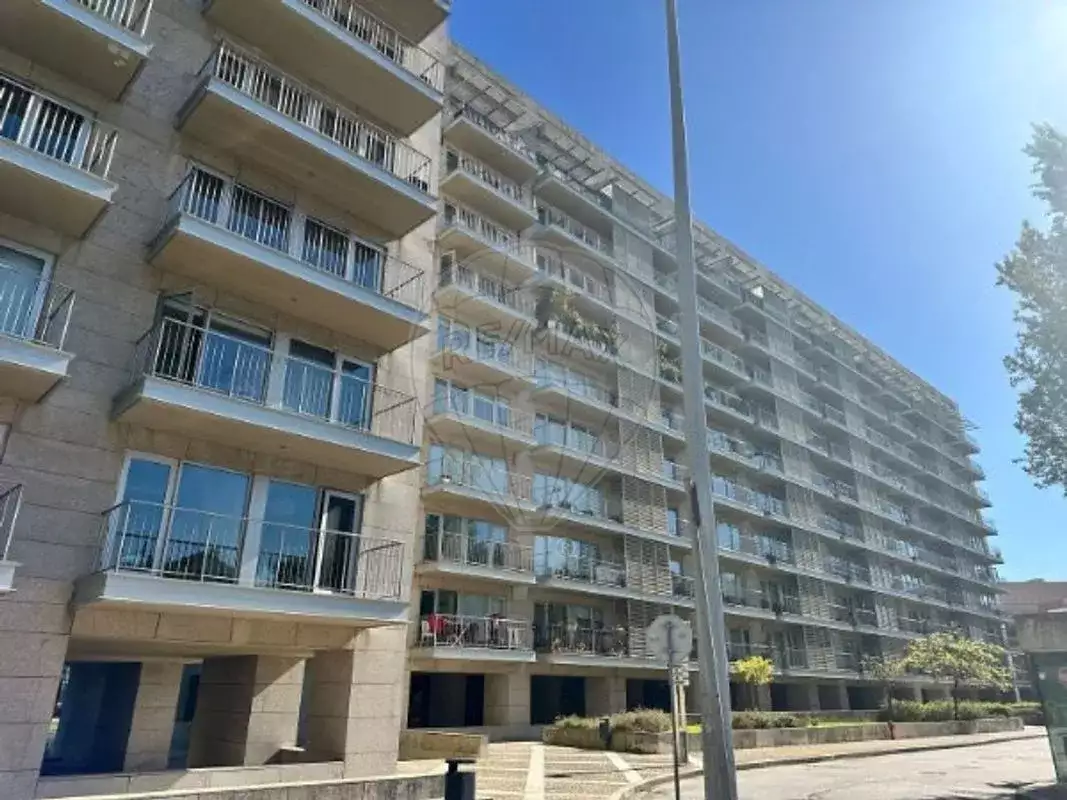 Квартира 116м² в Португалии, Вила-Нова-ди-Гая. Стоимостью 1287£ аренда фото-2