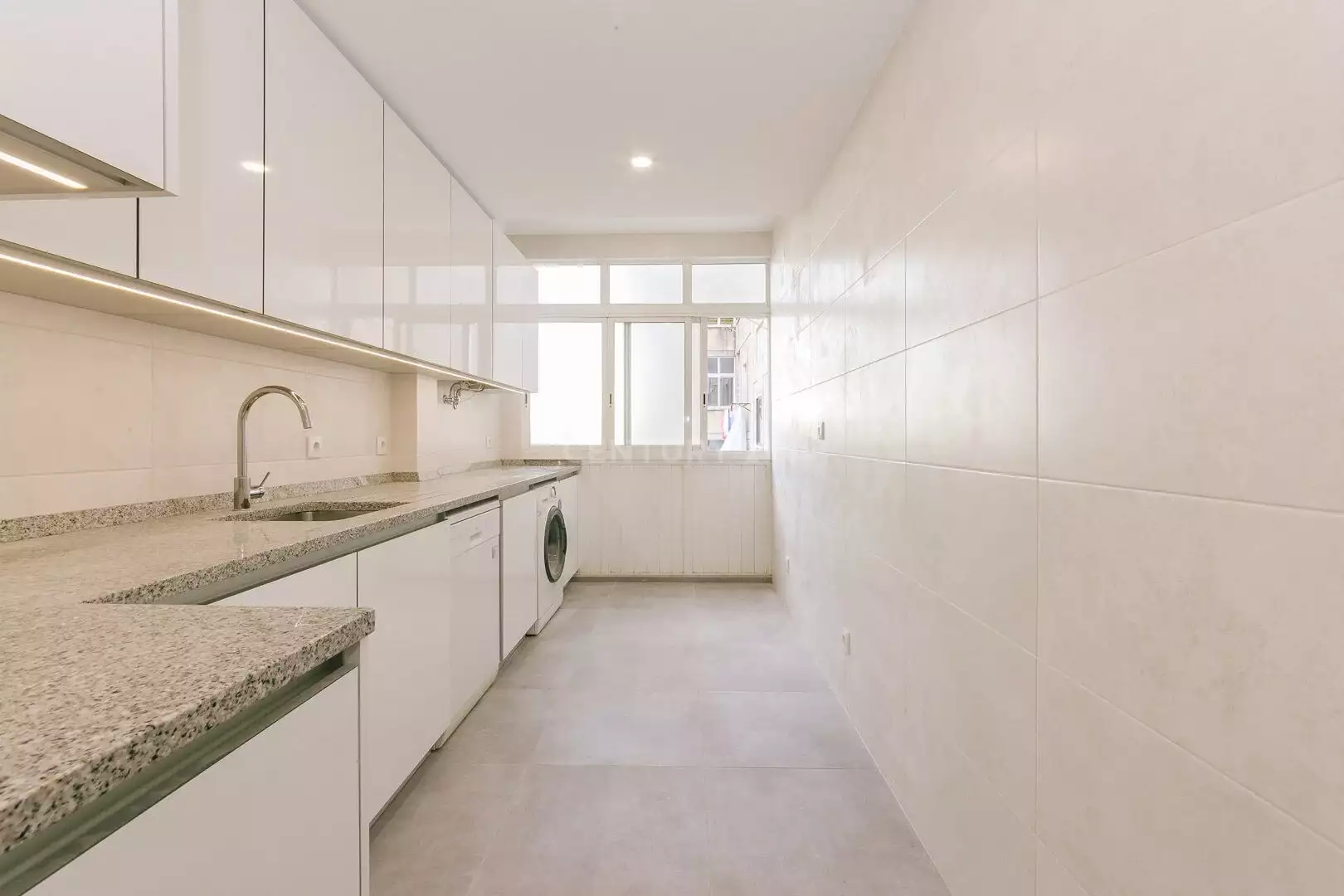Квартира 154м² в Португалии, Лиссабон. Стоимостью 1673£ аренда фото-4