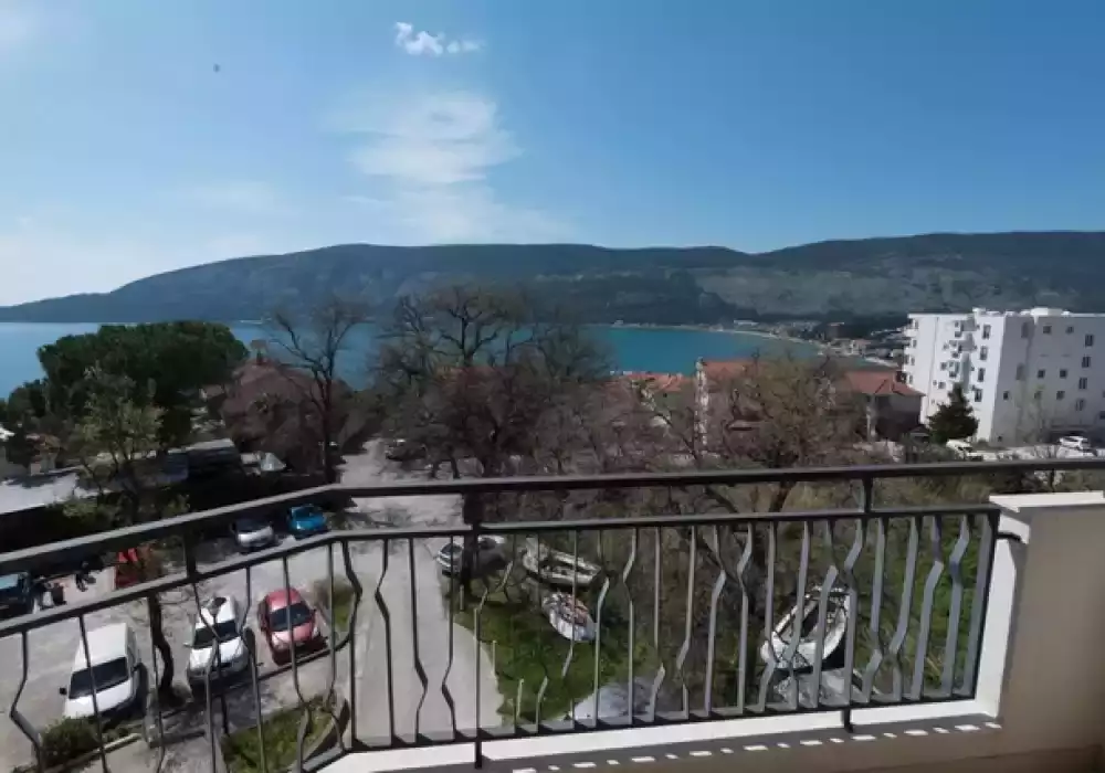 Квартира 100м² в Черногории, Херцег-Нови. Стоимостью 280000€ аренда фото-1