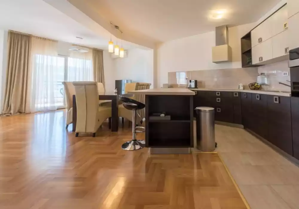 Квартира 100м² в Черногории, Херцег-Нови. Стоимостью 280000€ аренда фото-2