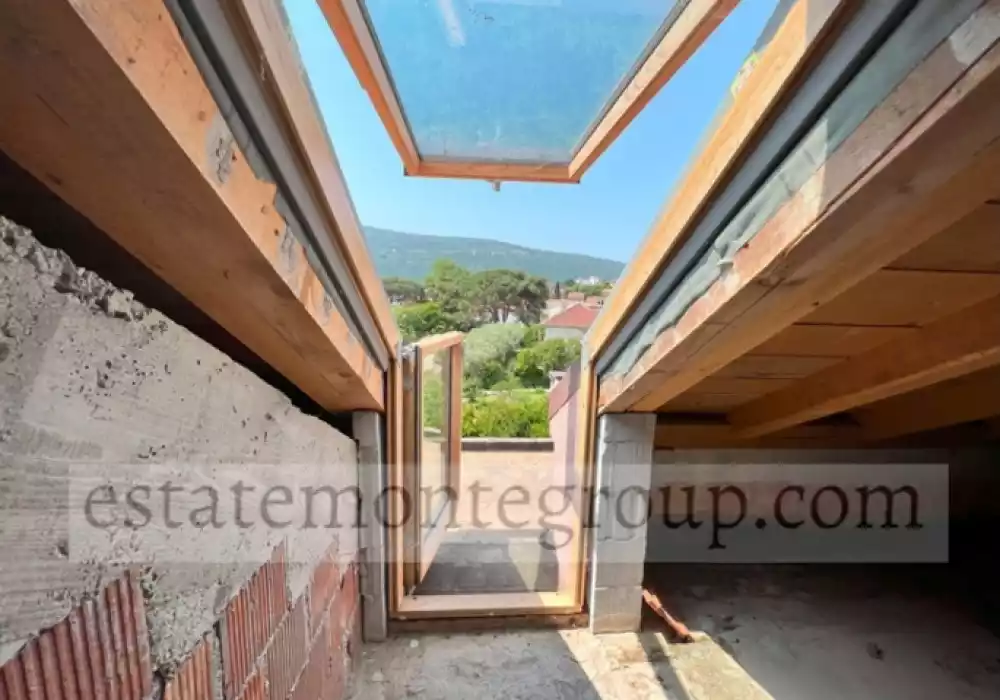 Квартира 96м² в Черногории, Херцег-Нови. Стоимостью 105000€ аренда фото-3