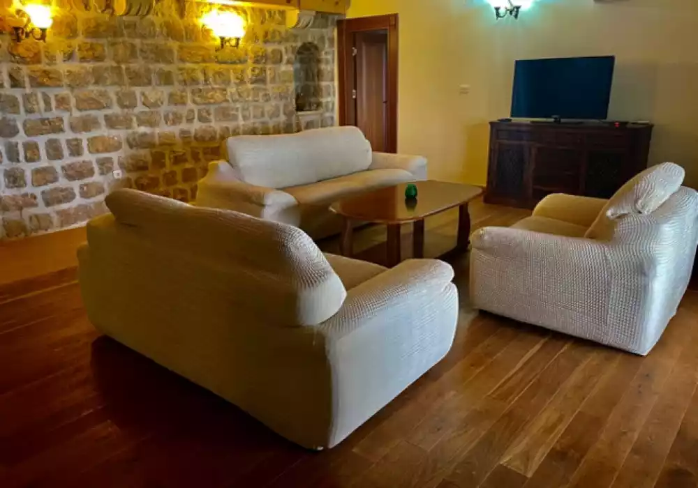Отель, гостиница 1300м² в Черногории, Режевичи. Стоимостью 3800000€ аренда фото-10