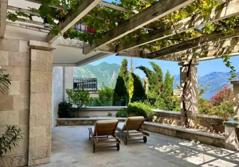 Квартира 155м² в Черногории, Доброта. Стоимостью 337000€ аренда фото-22