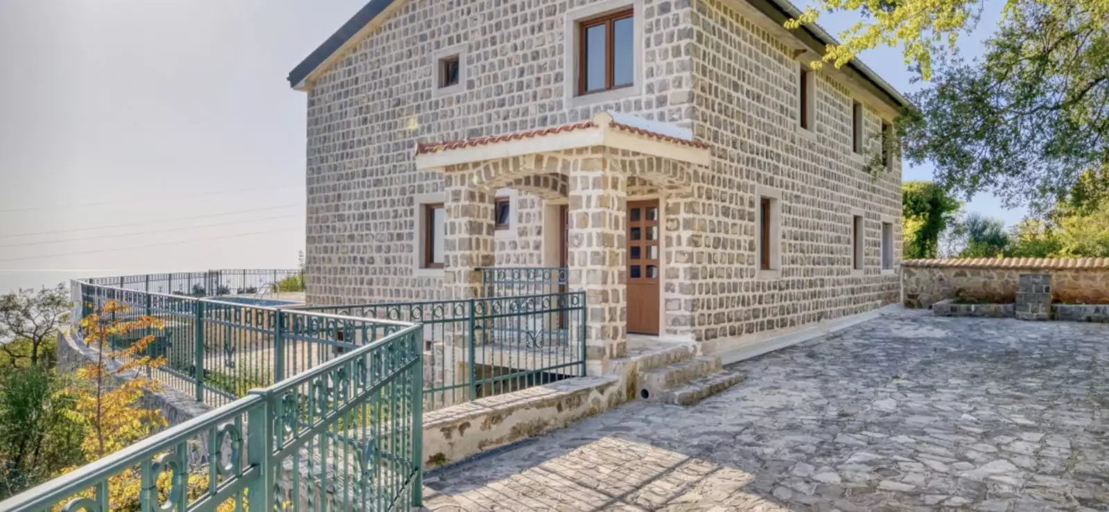 Вилла 466м² в Черногории, Петровац. Стоимостью 950000€ аренда фото-8