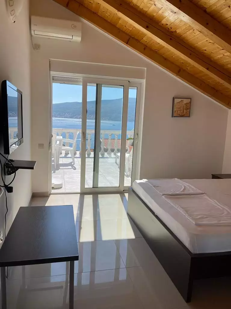 Вилла 350м² в Черногории, Биела. Стоимостью 535000€ аренда фото-12