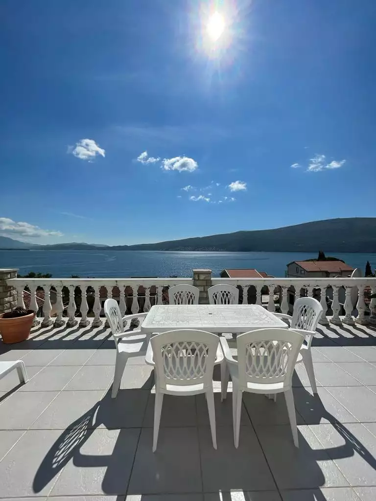 Вилла 350м² в Черногории, Биела. Стоимостью 535000€ аренда фото-13