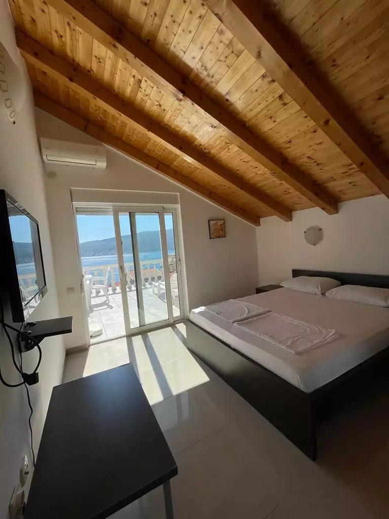 Вилла 350м² в Черногории, Биела. Стоимостью 535000€ аренда фото-11