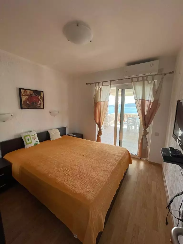 Вилла 350м² в Черногории, Биела. Стоимостью 535000€ аренда фото-8