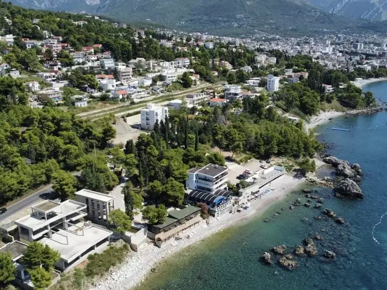 Земельный участок 1м² в Черногории, Бар. Стоимостью 250000€ аренда фото-2