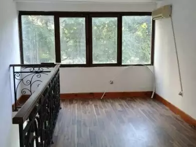 Здание 1м² в Италии, Барга. Стоимостью 100000€ аренда фото-2