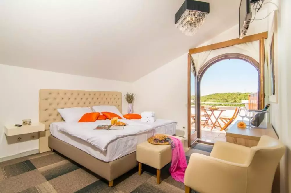 Отель, гостиница 1200м² в Хорватии, Пореч. Стоимостью 7000000€ аренда фото-7