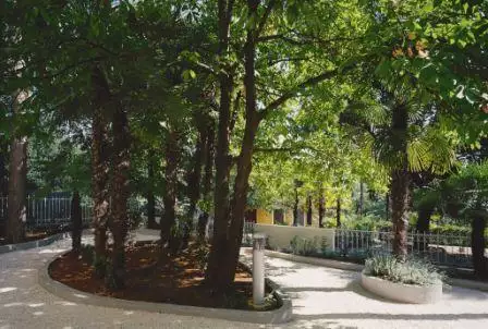 Отель, гостиница 1300м² в Хорватии, Ловран. Стоимостью 4000000€ аренда фото-10