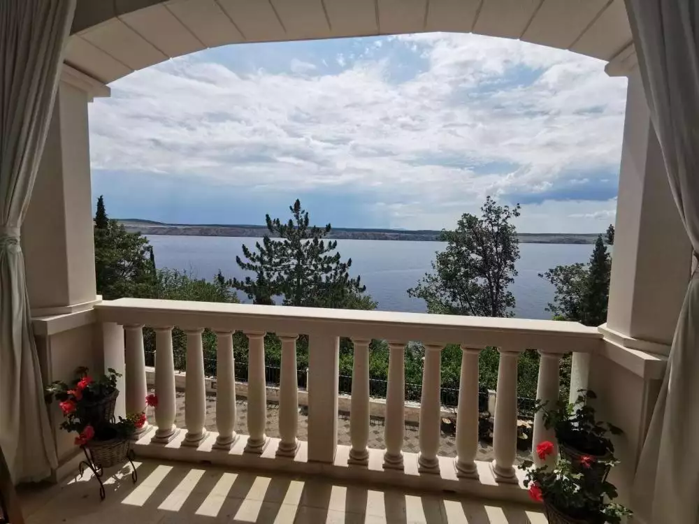 Вилла 450м² в Хорватии, Цриквеница. Стоимостью 2800000€ аренда фото-2