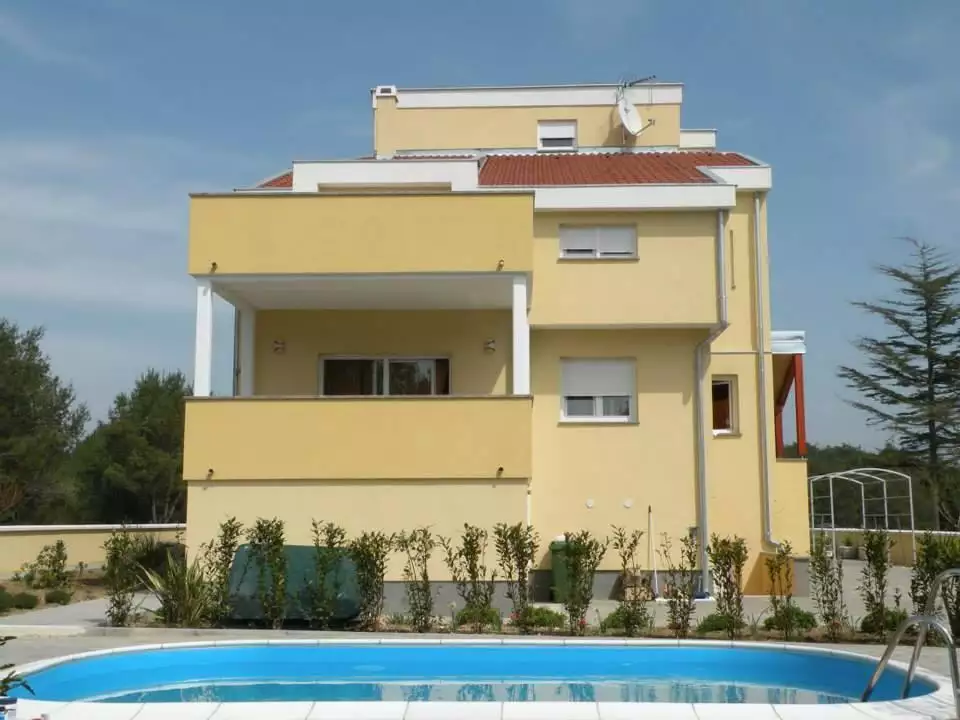 Отель, гостиница 1м² в Хорватии, Козино. Стоимостью 600000€ аренда фото-1