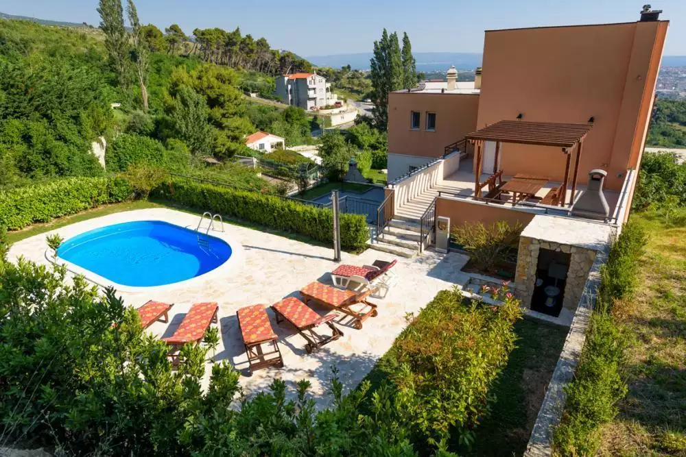 Вилла 450м² в Хорватии, Солин. Стоимостью 1500000€ аренда фото-2